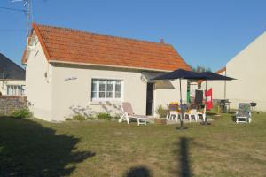 Maisons de vacances Le petit logis de Barneville plage wc exterieur : photos des chambres