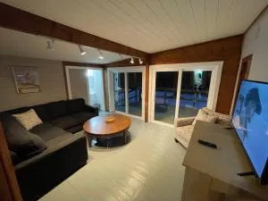 Brookside Hideaway, Brook Road Inn - Washington