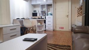 Trivium Terrace Apartment Lippo Cikarang EJIP -Min Stay 3 Nights-