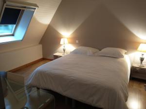 Maisons de vacances Longere Bretonne avec piscine chauffee a 20 minutes de la mer : photos des chambres