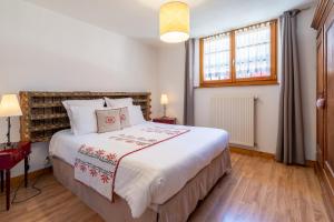 B&B / Chambres d'hotes Les Suites - La Cour St Fulrad : photos des chambres