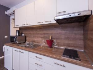 City Apartments Lani