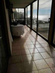 Espectacular departamento frente a playa chica