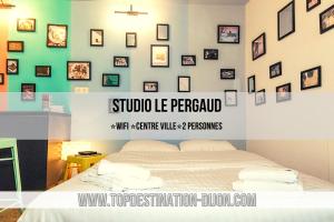 Appartements STUDIO LE PERGAUD Topdestination-Dijon - Centre ville - Classe 3 etoiles : photos des chambres