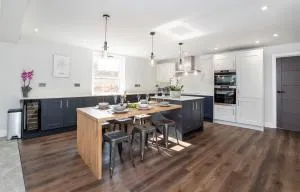 The Old Hotel - Wigginton