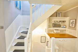 Host & Stay - Harbour Mist Cottage