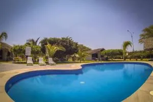 La Choza Bungalows - Tambo Grande