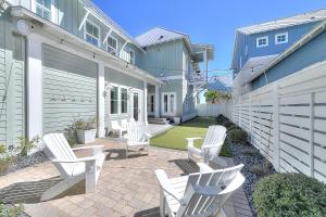 Lost Shaker of Salt at Palmilla Beach