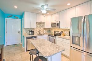 Walk to Ocean Myrtle Beach Condo with Pool!