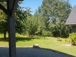 Maisons de vacances La Tuillere : maison en bois avec vue et piscine : photos des chambres