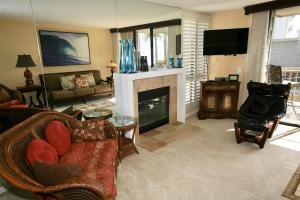 D2 - Breakwater Bungalow