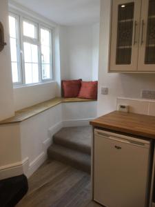 Crossways Corner Cottage