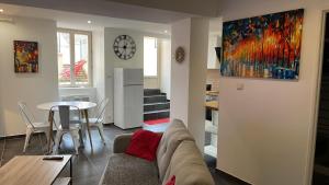 Montbard appartements au centre historique chez Delphine et Guillaume : photos des chambres