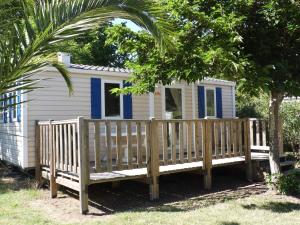 Campings Village Vacances Les Abricotiers (by Popinns) : photos des chambres