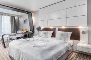 Marine Hotel Deluxe Apartments with SPA