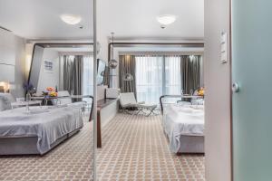 Marine Hotel Deluxe Apartments with SPA