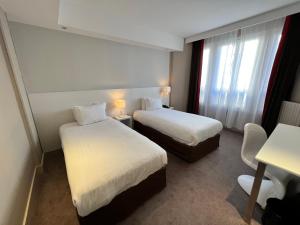 Hotels Holiday Inn Paris-Auteuil, an IHG Hotel : photos des chambres