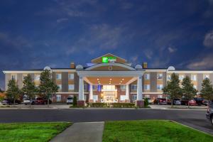 Holiday Inn Express Hotel & Suites Woodhaven, an IHG Hotel