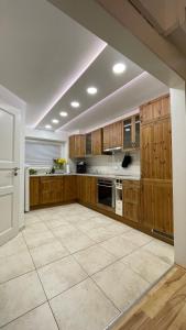 Ferienwohnung an der Therme, Bademantelgang zur Limestherme