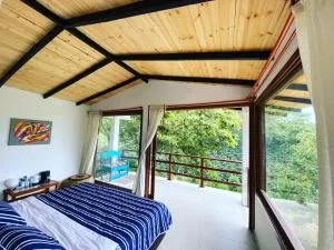 Cabaña Colibrí San Agustín - La Pradera