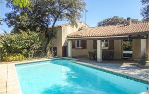 Amazing Home In Sussargues With Wifi, Private Swimming Pool And Swimming Pool
