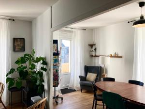 Maison Chiche 4 chambres indépendantes salon cuisine commune