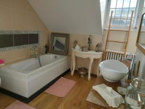 Appartements La Lilloise Villeneuve D'Ascq GD STADE Mauroy : photos des chambres