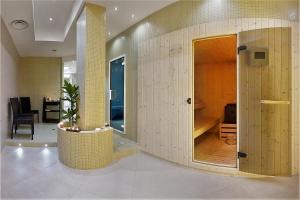 AHR Baja Hotel & Spa Cannigione img12