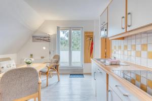 Apartment with Balcony room in Ferienhaus Waldrose