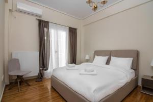 Minimal 2 bedroom apt near the Athens Concert Hall