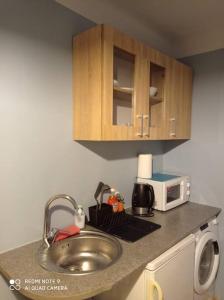 Ritupes12 4 can stay free parking 10 min to city center