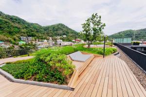 The deck patong 5 Star Apartment 巴东The Deck无边际海景泳池酒店
