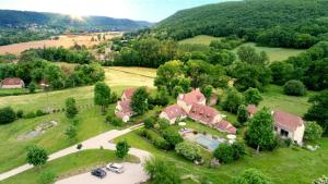 Maisons de vacances Gite Fleurs d'eau, Le Hameau du Quercy, charme, calme, piscine naturelle : photos des chambres