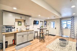 Relaxing Loveland Escape with Mountain Views