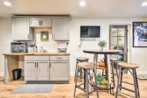 Relaxing Loveland Escape with Mountain Views