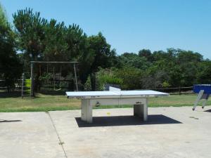 Maisons de vacances Renovated dovecot with pool in the vineyards near Bordeaux : photos des chambres