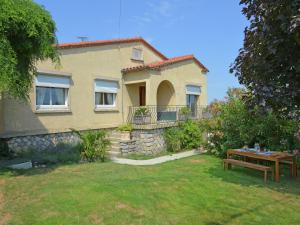 Villas Beautiful Villa in Carcassonne with Shared Pool Jacuzzi : photos des chambres