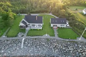 Sea Duck Cottage Main House - Township of Edmunds