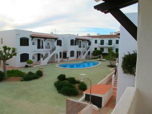 Apartamento ES VENTS a 2 minutos de la playa de Arenal de Son Saura caminando