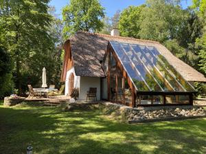 Exclusive holiday home in Uelsen with conservatory