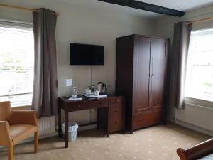Superior Double Room room in Ye Olde George Inn - Badger Pubs