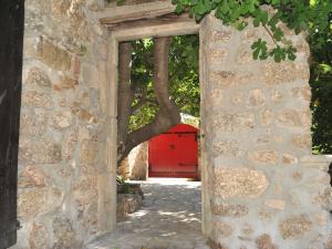 Maisons de vacances Snug holiday home in Duni re Sur Eyrieux with swimming pool : photos des chambres