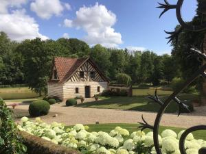 Maisons de vacances Charming half-timbered house on quiet waterside between Abbeville and Amiens : photos des chambres