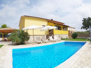 Peaceful Villa in Jur ici with Private Pool