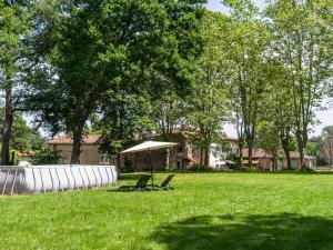 Villas Peaceful Villa Stay in Artigat : photos des chambres