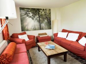 Holiday Home in Ederbergland near Knebelsrod