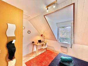Appartements Charmant duplex proche de la gare, parking gratuit : photos des chambres
