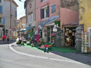 Villas Charming Villa in Villes-sur-Auzon with Swimming Pool : photos des chambres