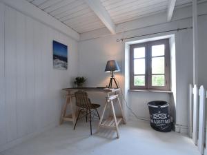 Holiday Home near Pointe du Raz & Sea