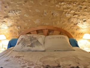 Maisons de vacances Cozy Holiday Home in Saint L on sur : photos des chambres